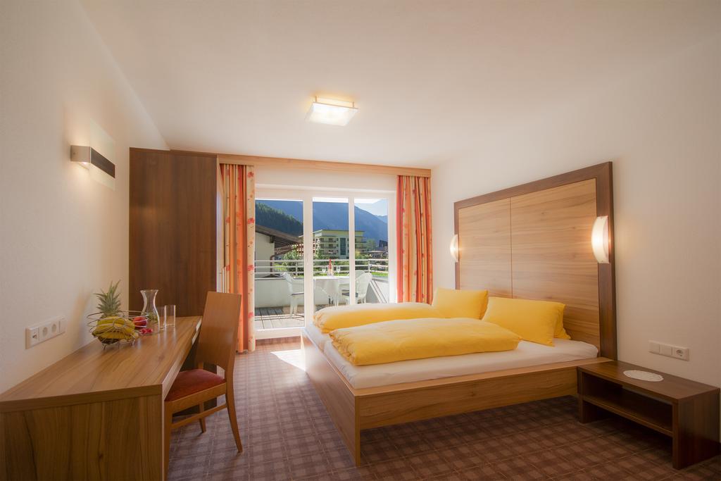 Apart Mado Längenfeld Habitación foto
